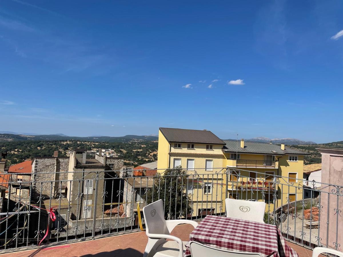 Hotel Il Cinghialetto Fonni Exterior foto